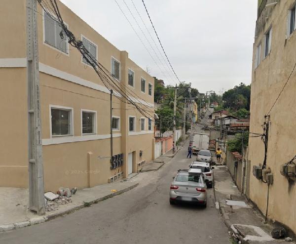 Casa : AREA_PRIVATIVA: 70,2: AREA_TERREN, localizado em São Gonçalo - RJ