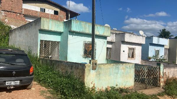 Casa : area_privativa: 72,52: area_terre