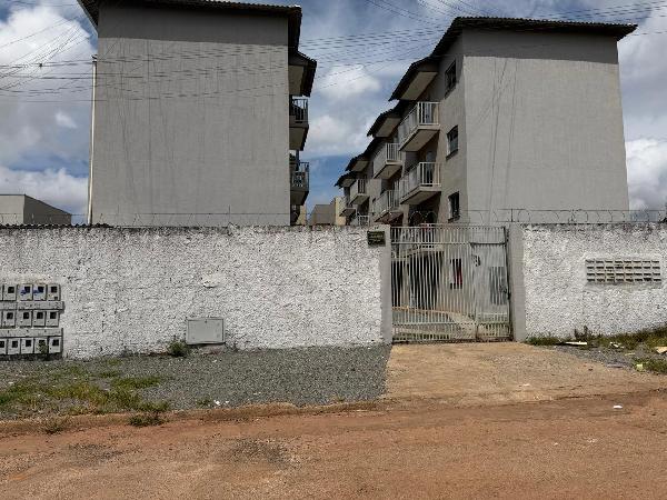 Apartamento : area_privativa: 51,79: area_terre