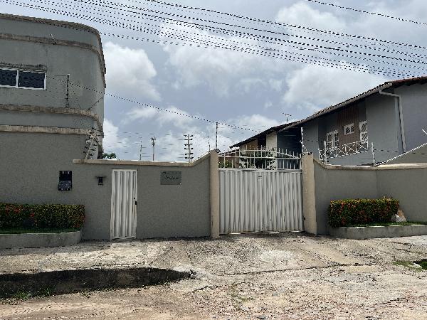 Casa : AREA_PRIVATIVA: 199,39: AREA_TERR, localizado em Fortaleza - CE