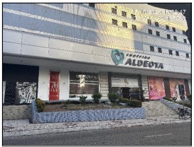 Sala : AREA_PRIVATIVA: 30,7: AREA_TERREN, localizado em Fortaleza - CE