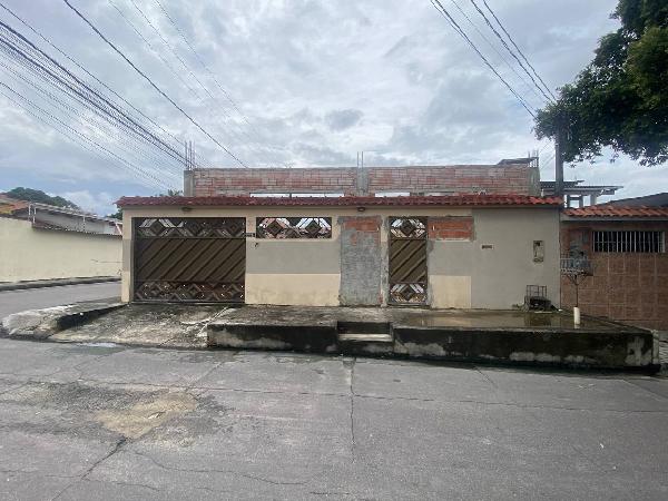 Casa : AREA_PRIVATIVA: 42,69: AREA_TERRE, localizado em Manaus - AM