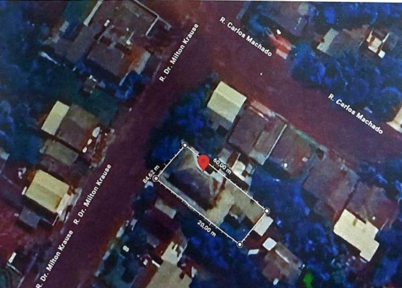 Terreno com 372,0m2  com casa de 132,00m², localizado em Santo Augusto - RS