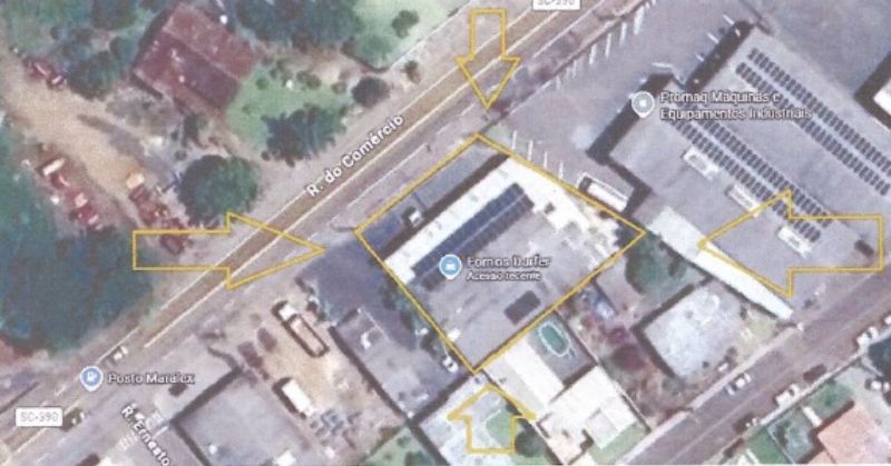 Terreno de 884,25m² com Barracão 656,00m², localizado em Peritiba - SC, bairro Centro