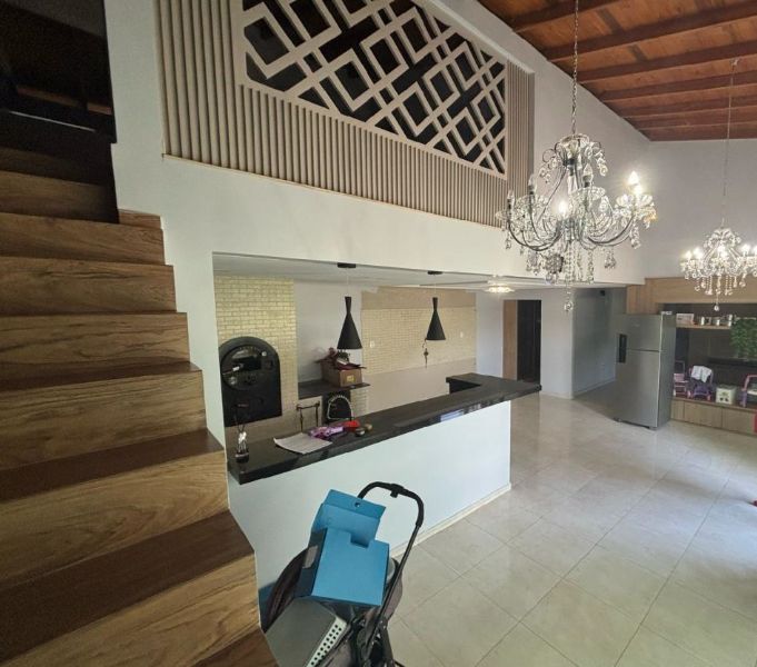 Terreno com 978,64 m² com casa de 198,25m², localizado em Alto Bela Vista - SC, bairro Centro
