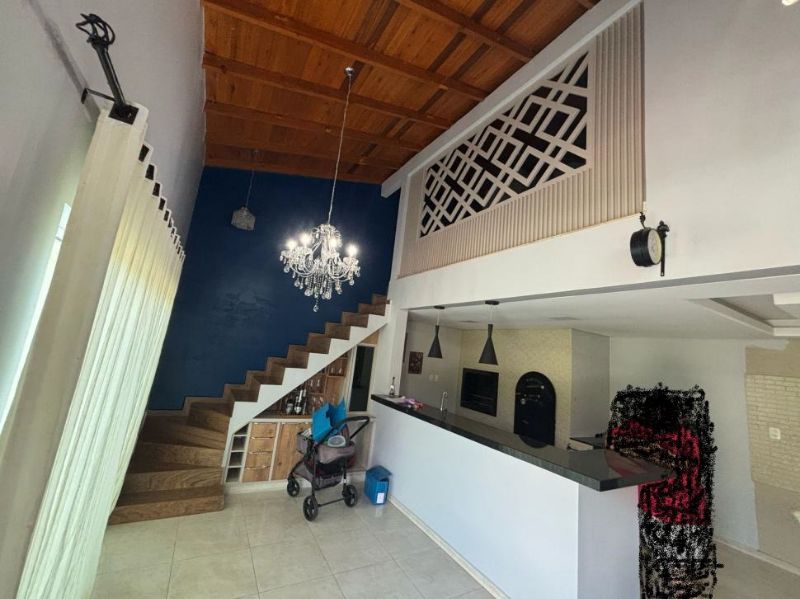 Terreno com 978,64 m² com casa de 198,25m², localizado em Alto Bela Vista - SC, bairro Centro