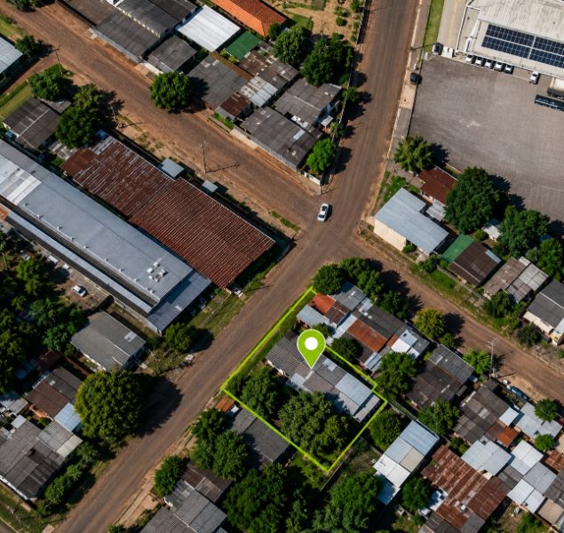 Terreno com 340,00m² mais casa 66,63m², localizado em São Luiz Gonzaga - RS