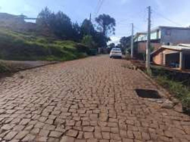 Terreno Urbano com área de 593,03 m², localizado em Vargem Bonita - SC
