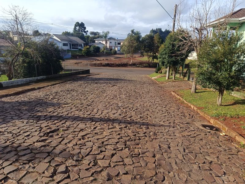 Terreno urbano com área de 375,00 m², localizado em Getúlio Vargas - RS, bairro Vila Rio Toldo