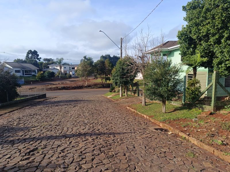 Terreno urbano com área de 375,00 m², localizado em Getúlio Vargas - RS, bairro Vila Rio Toldo