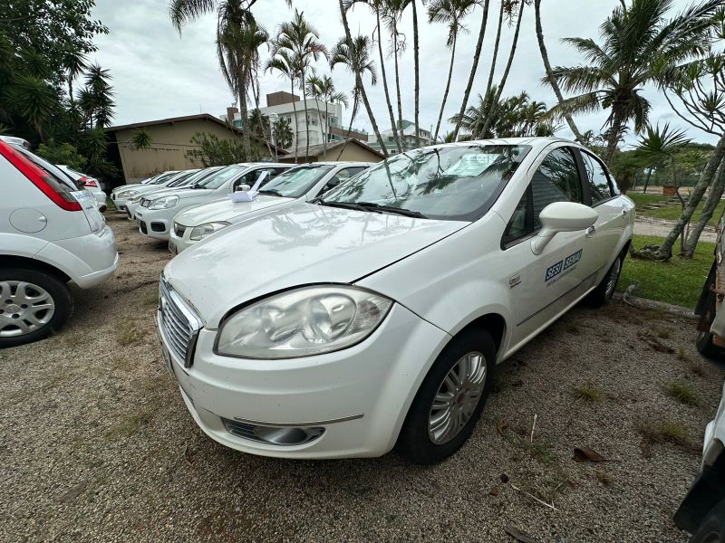 VEÍCULO FIAT LINEA MLZ5401, ANO/MODELO 2014/2014
