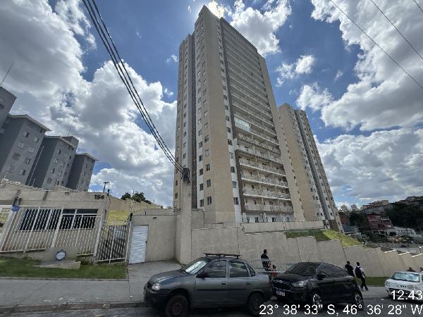 Apartamento : area_privativa: 29,12: area_terre