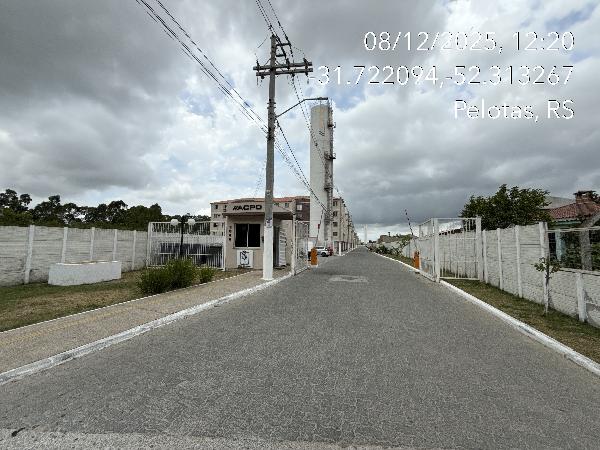 Apartamento : AREA_PRIVATIVA: 43,27: AREA_TERRE