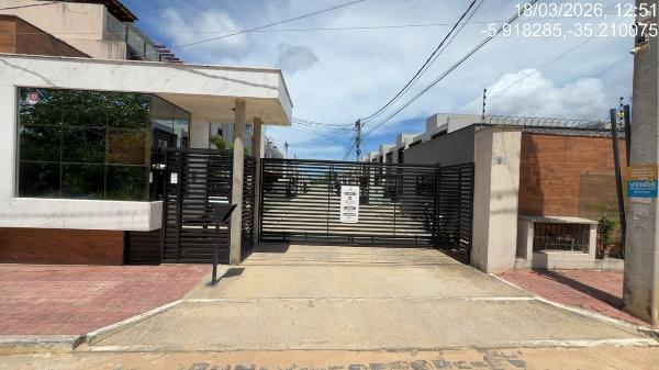 Casa : area_privativa: 72,64: area_terre