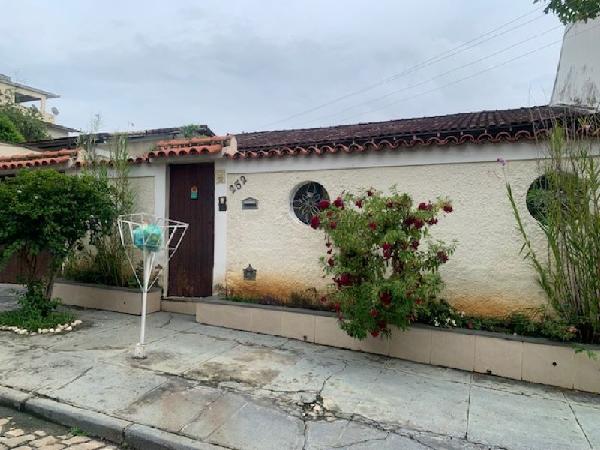 Casa : area_privativa: 169: area_terreno