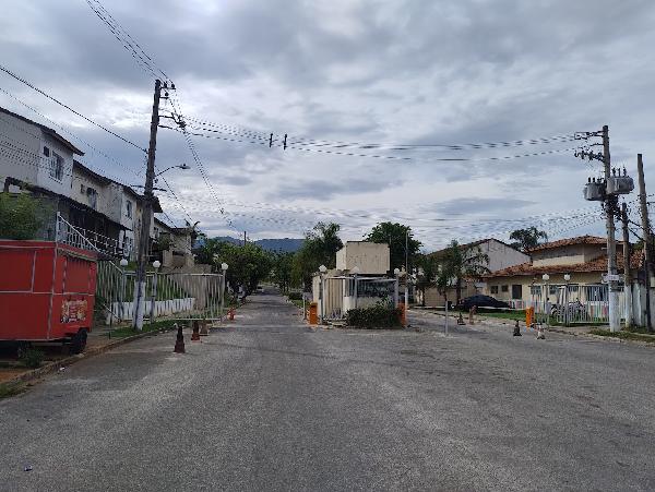 Casa : area_privativa: 61,48: area_terre