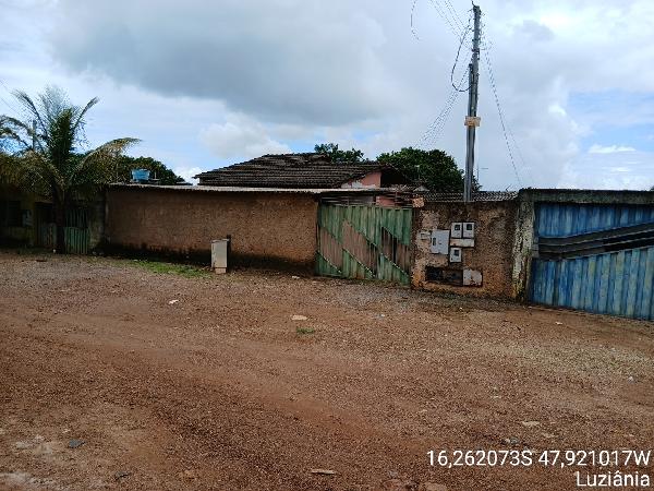 Casa : area_privativa: 55,09: area_terre