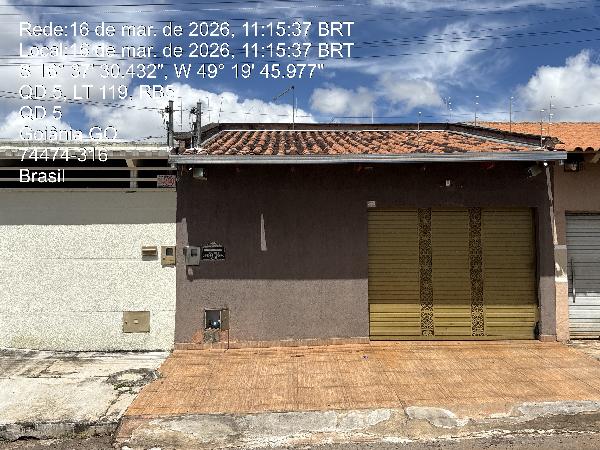 Casa : area_privativa: 135,88: area_terr