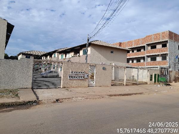 Apartamento : area_privativa: 56,32: area_terre