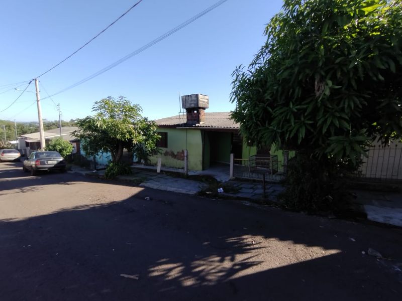 Terreno com casa, localizado em Palmitinho - RS