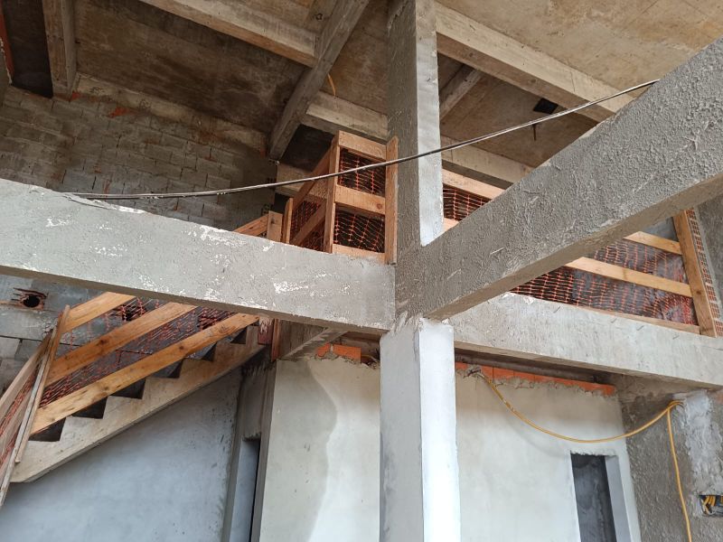 Sala Comercial em construção com 107,22m², localizado em Jacutinga - RS, bairro Centro