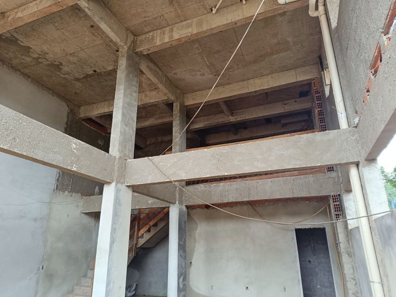 Sala Comercial em construção com 107,22m², localizado em Jacutinga - RS, bairro Centro