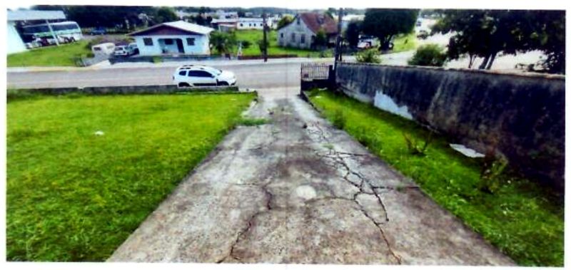 Terreno com 1.395,00m² com casa, localizado em Matos Costa - SC, bairro Centro