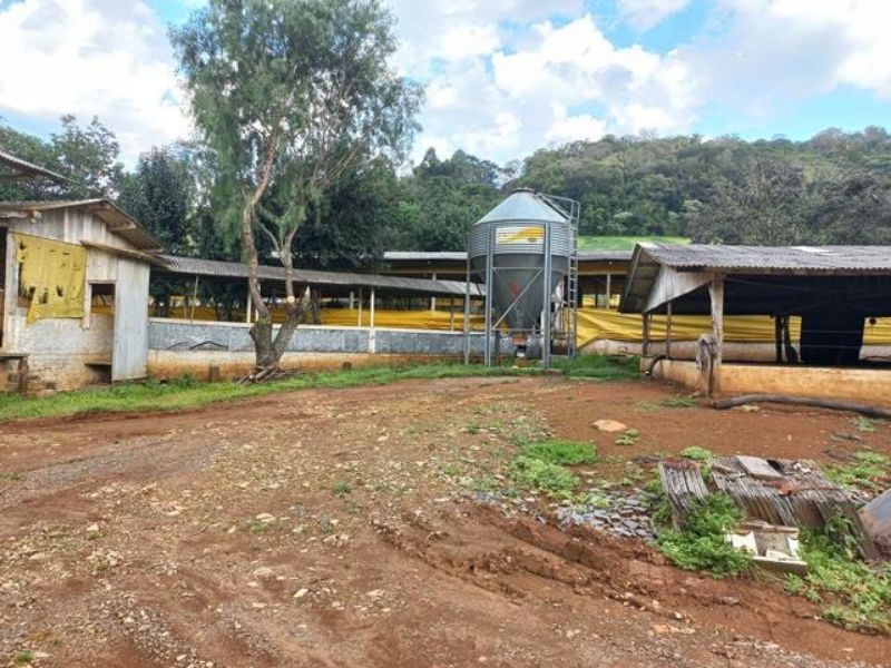 Terreno com 101.534,30m² com edificações, localizado em Concórdia - SC