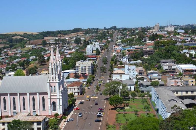 Imagem do imóvel 5 Imóveis (terrenos, casa e apartamento)