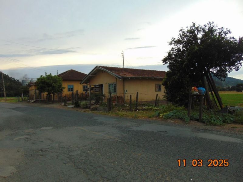Terreno no Barra do Trombudo (foto 16 de 28)