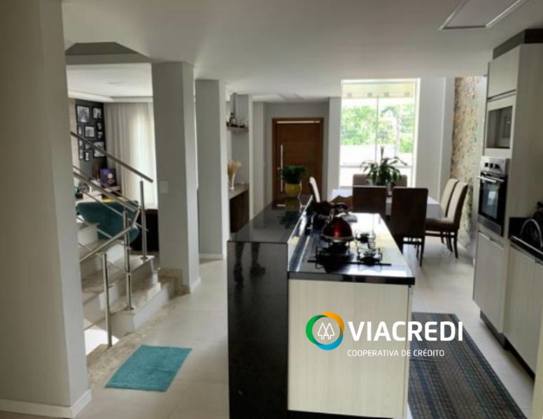 2 Casas em Blumenau, localizado em Blumenau - SC, bairro Tribess