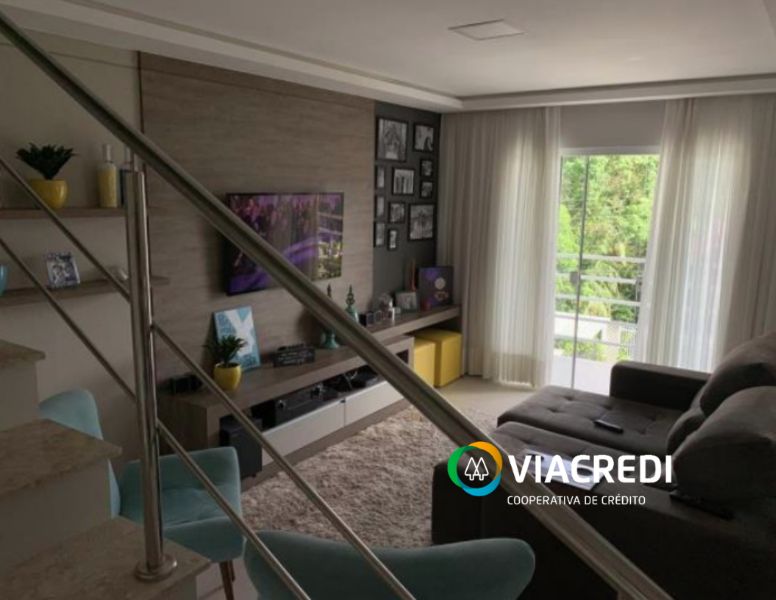 2 Casas em Blumenau, localizado em Blumenau - SC, bairro Tribess