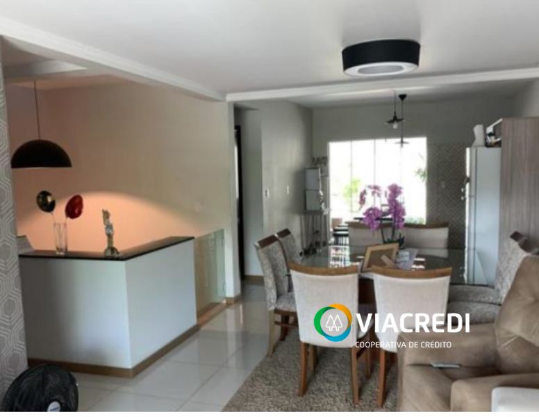 2 Casas em Blumenau, localizado em Blumenau - SC, bairro Tribess