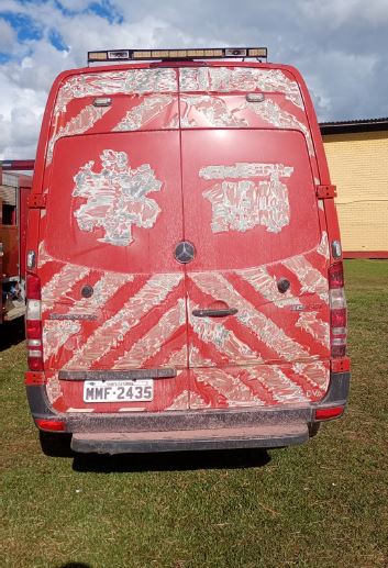 AUTOMOVEL I/M.Benz CDI SPR TCA AMB Ano: 2013/2014 — foto 3 de 3