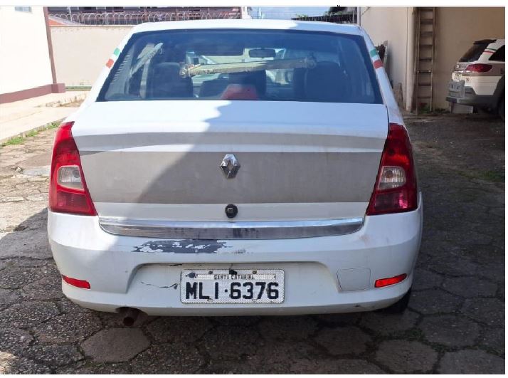 SUCATA Renault/Logan Ano: 2013/2013 — foto 5 de 5