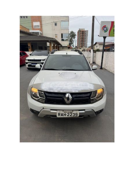 AUTOMOVEL Renault/Duster 20 D 4x4 Ano: 2019/2020 — foto 9 de 12