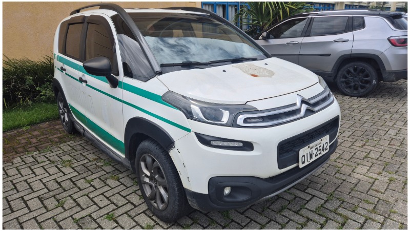 AUTOMOVEL Citroen/Aircross Ano: 2016/2017 — foto 3 de 3