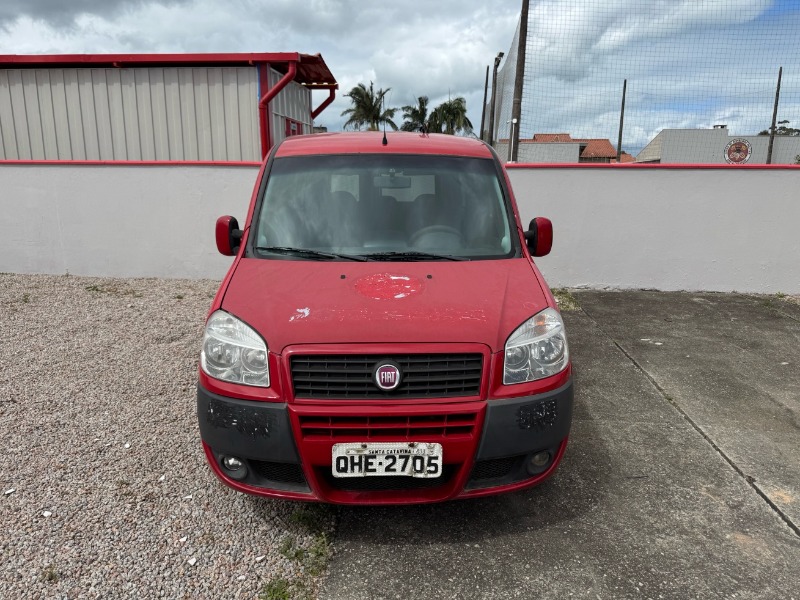 AUTOMOVEL Fiat/Doblo Ano: 2014/2014 — foto 3 de 3