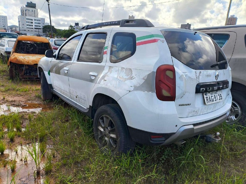 AUTOMOVEL Renault/Duster 20 D 4x4 Ano: 2019/2020 — foto 7 de 7