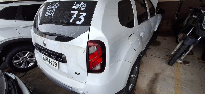 AUTOMOVEL Renault/Duster 20 D 4x4 Ano: 2019/2020 — foto 3 de 3