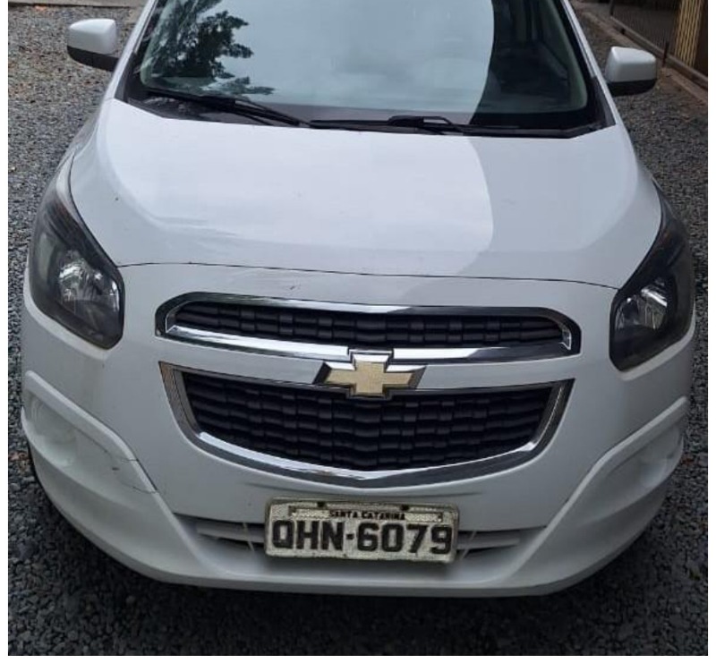AUTOMOVEL Chev/Spin Ano: 2015/2016 — foto 3 de 7
