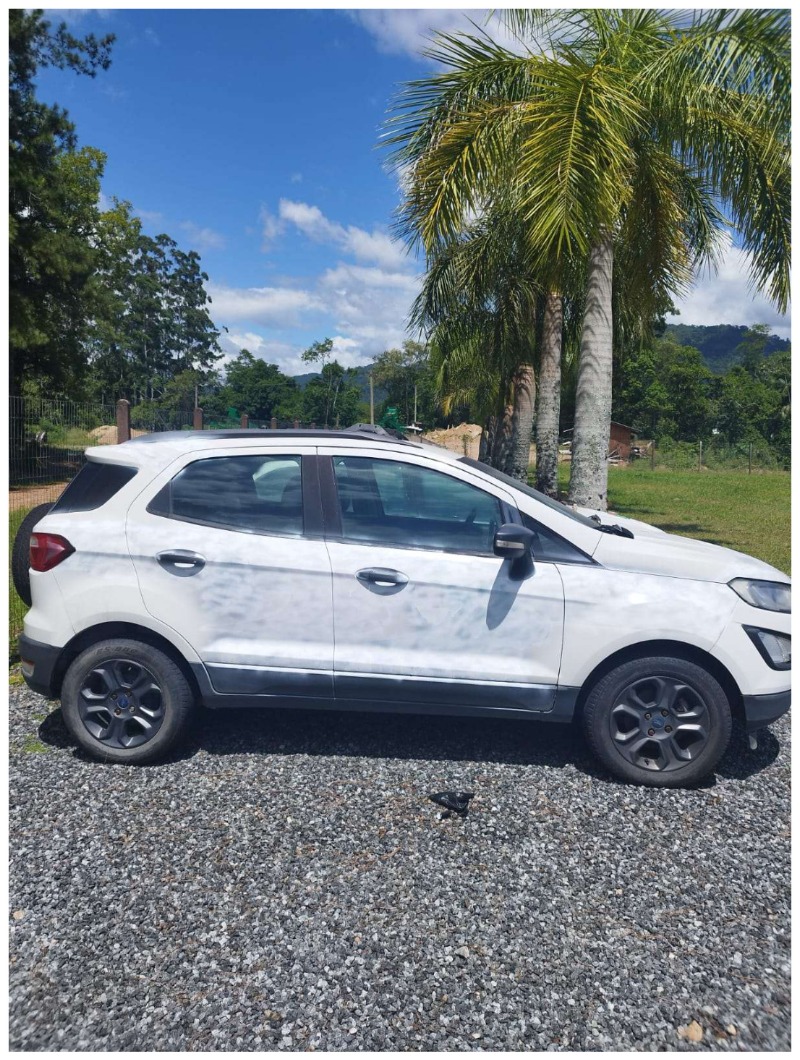 AUTOMOVEL Ford/Ecosport FSL AT Ano: 2017/2018 — foto 3 de 8