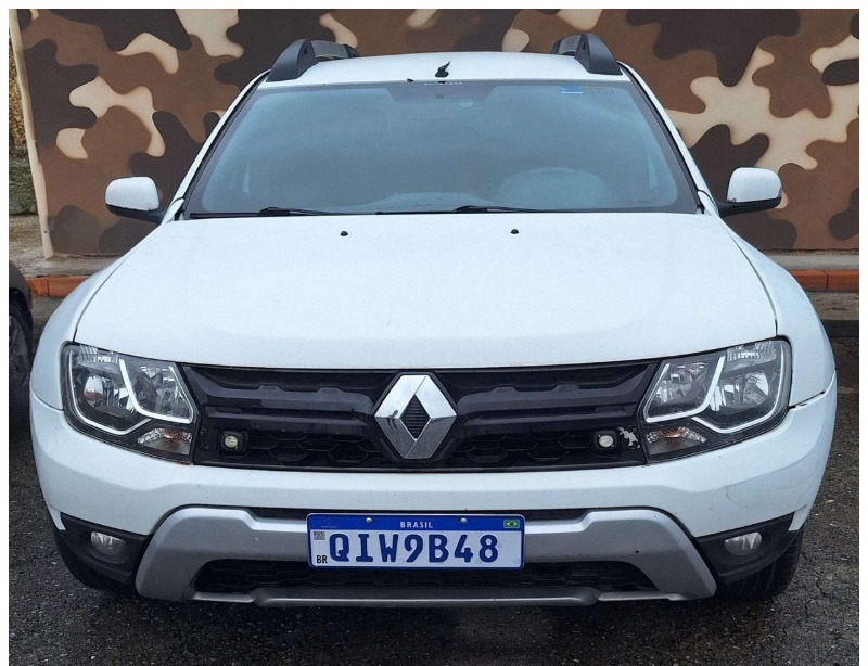 AUTOMOVEL Renault/Duster 20 D 4x4 Ano: 2017/2018 — foto 6 de 6