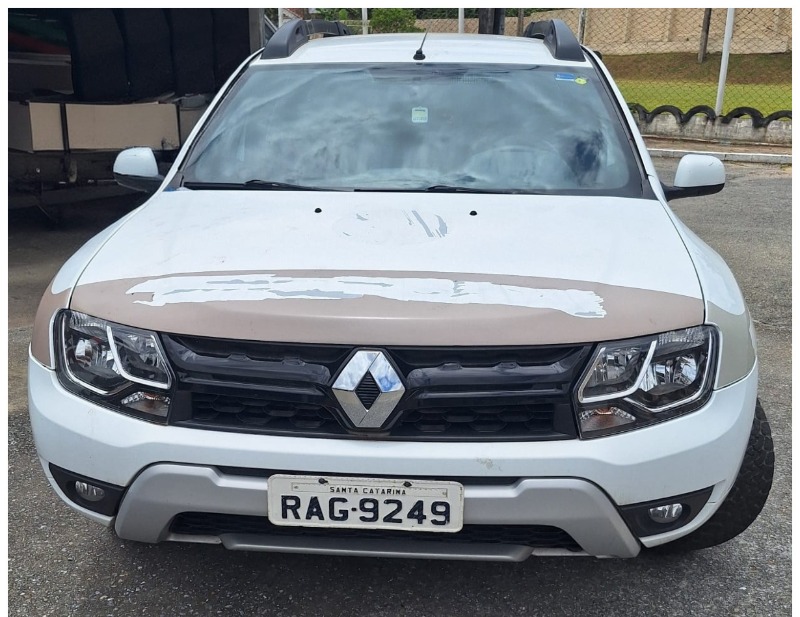 AUTOMOVEL Renault/Duster 20 D 4x4 Ano: 2019/2020 — foto 4 de 4