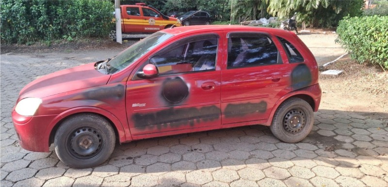 AUTOMOVEL GM/Corsa Hatch Ano: 2006/2007 — foto 4 de 4
