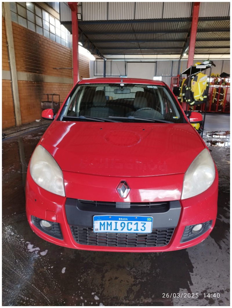 AUTOMOVEL Renault/Sandero Ano: 2013/2013 — foto 3 de 3