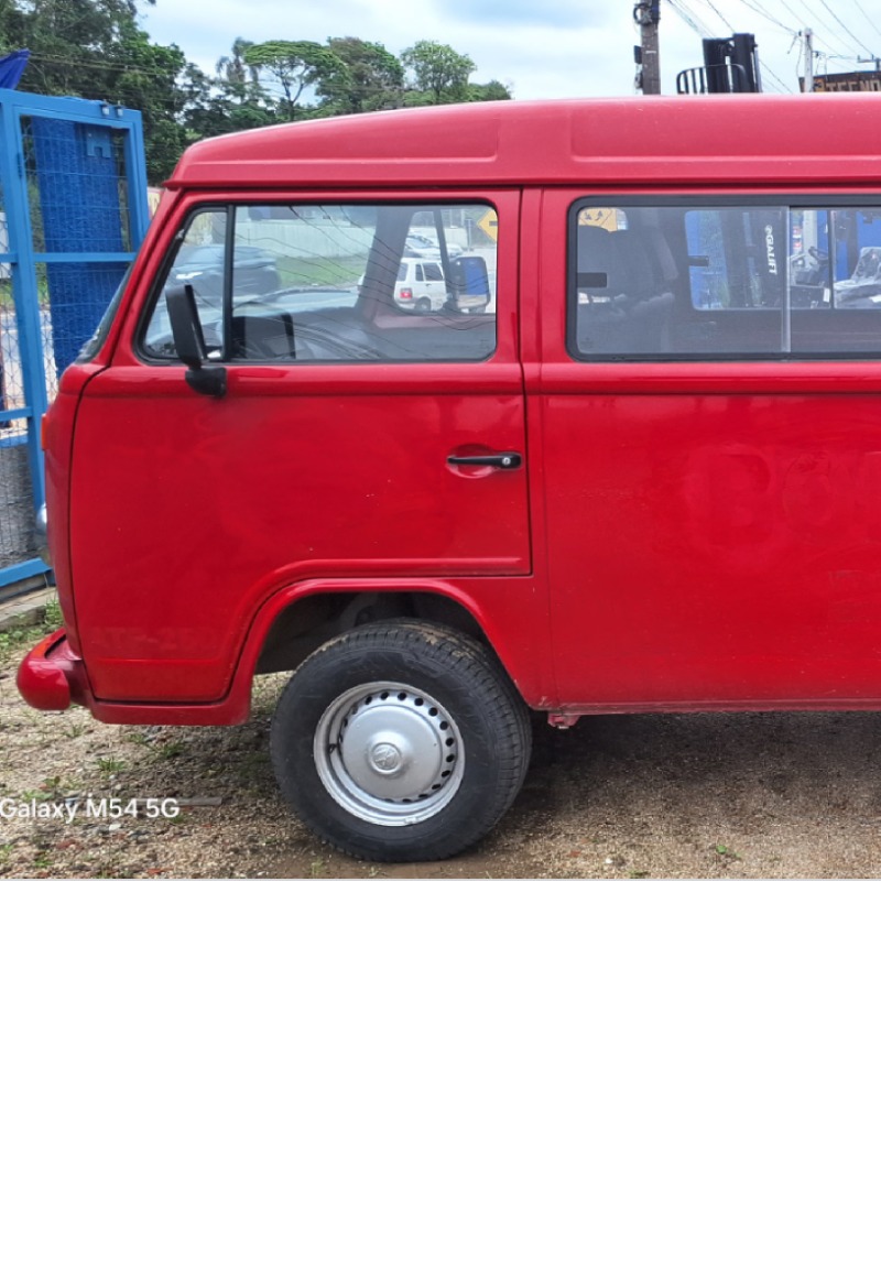 AUTOMOVEL VW/Kombi Ano: 2009/2010 — foto 4 de 4