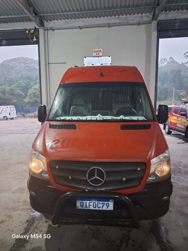 AUTOMOVEL I/M.Benz CDI SPR TCA AMB Ano: 2016/2017 — foto 6 de 6