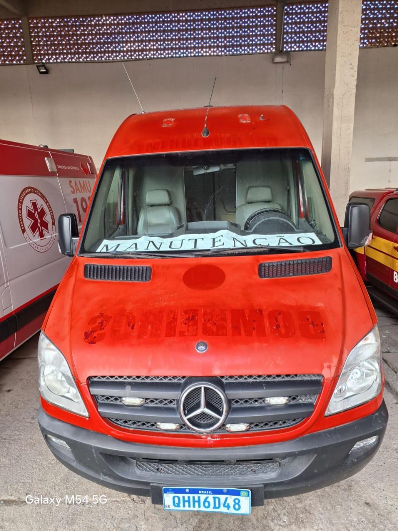 AUTOMOVEL I/M.Benz CDI SPR TCA AMB Ano: 2015/2016 — foto 4 de 7