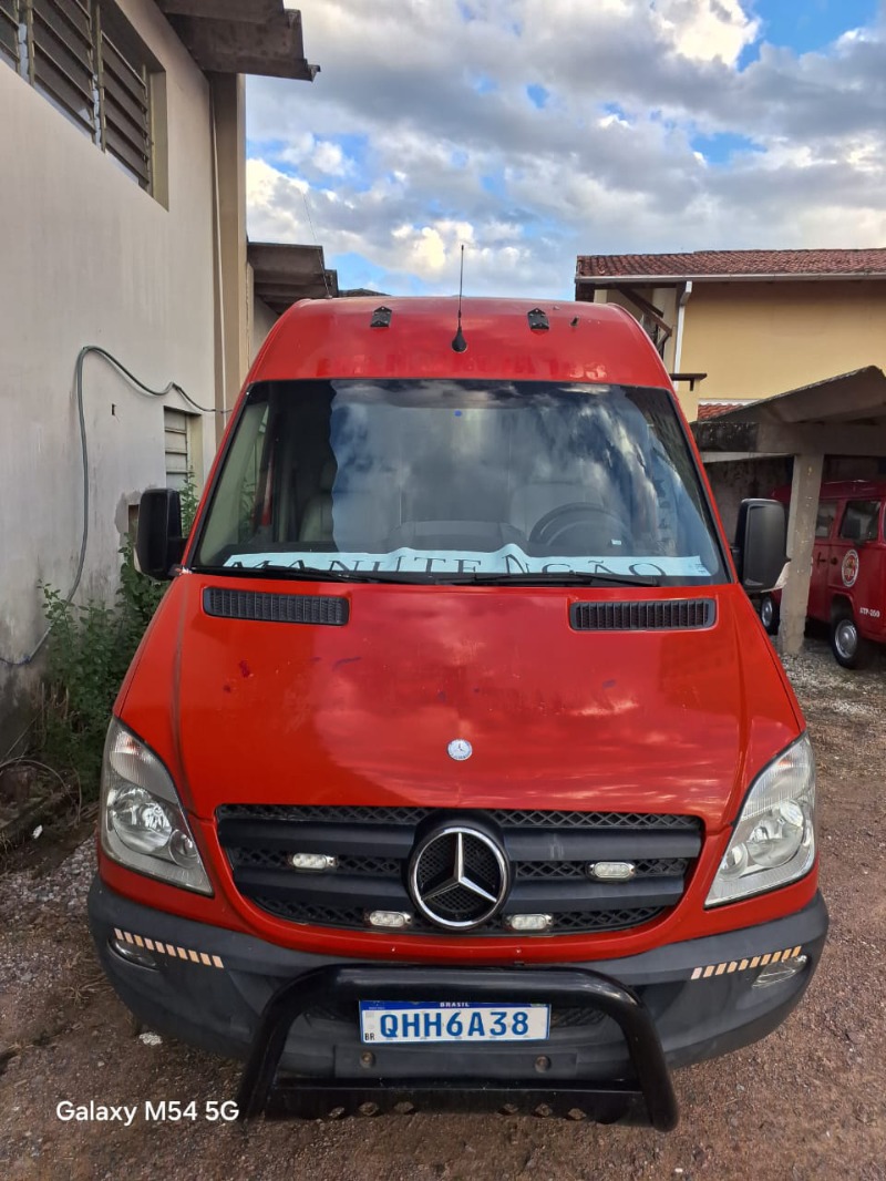 AUTOMOVEL I/M.Benz CDI SPR TCA AMB Ano: 2015/2016 — foto 4 de 5
